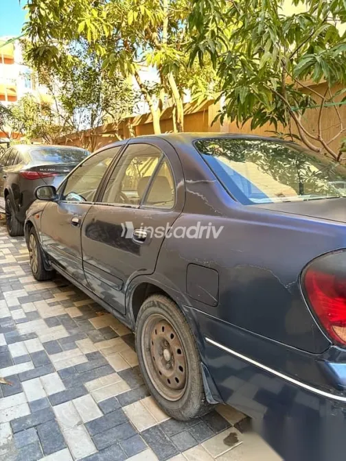 نيسان صنى 2008 أزرق غامق مستعملة للبيع - 4