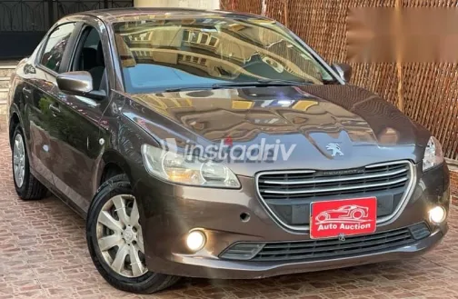 بيجو 301 2014 بني مستعملة للبيع - 9