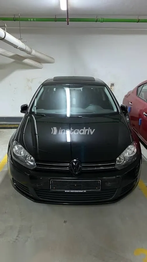 فولكس فاغن جولف 2010 أسود مستعملة للبيع - 1