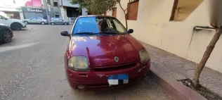 رينو كليو 2001 أحمر مستعملة للبيع
