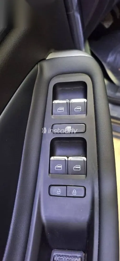 شيرى اريزو 3 2026 رمادي مستعملة للبيع - 4