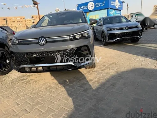 Volkswagen Tiguan 2026 Silver New for Sale - 3