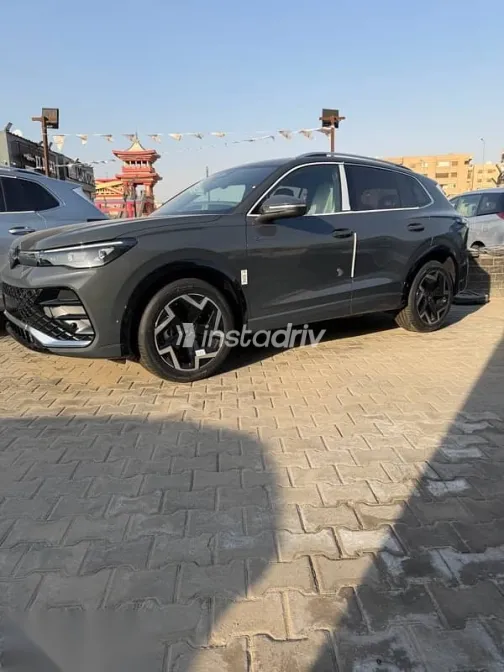 Volkswagen Tiguan 2026 Silver New for Sale - 4