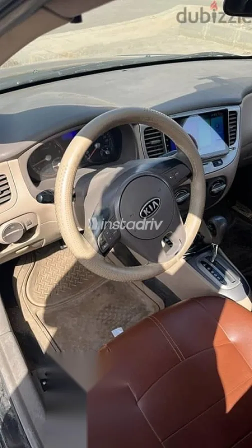 كيا ريو 2012 أسود مستعملة للبيع - 5