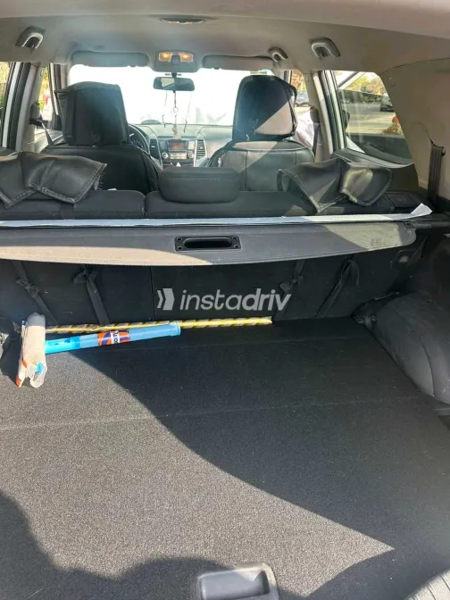 سانج يونج تيفولى 2019 أبيض مستعملة للبيع - 3