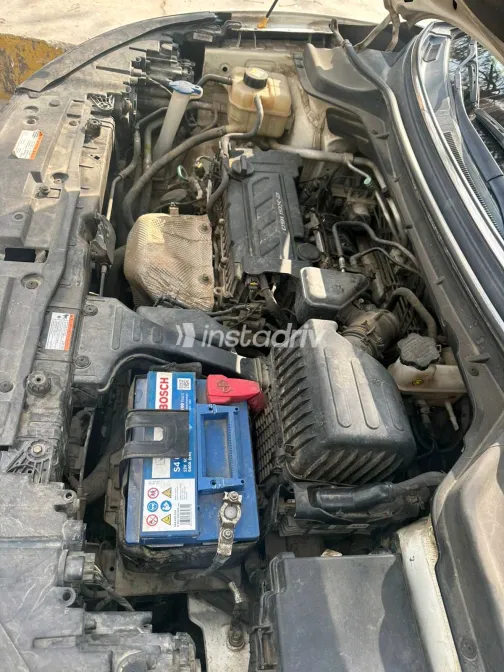 سانج يونج تيفولى 2019 أبيض مستعملة للبيع - 5