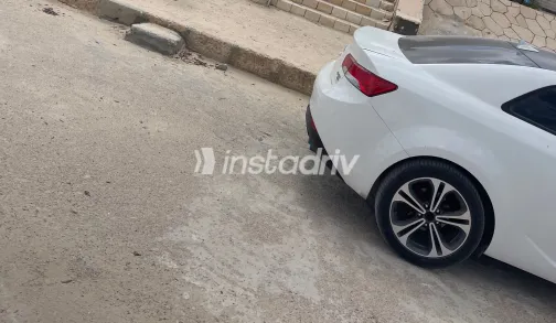 Kia Forte 2012 White Used for Sale - 1