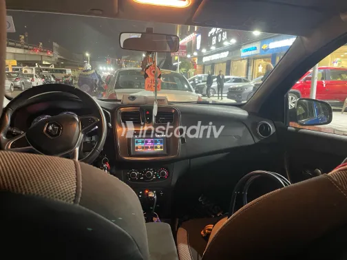 Renault Sandero Step Way 2018 White Used for Sale - 9