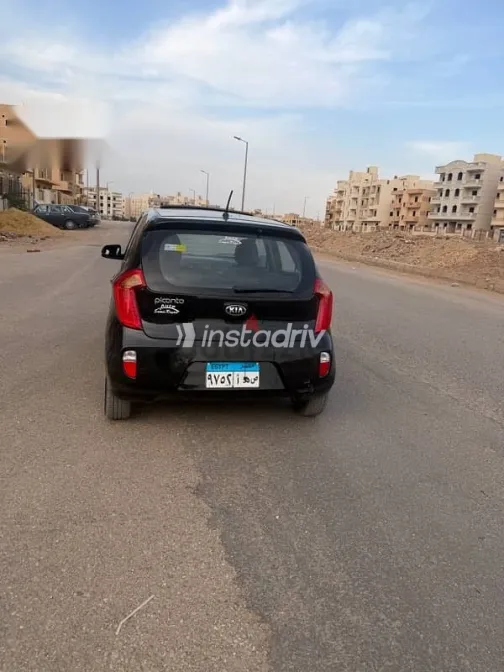 كيا بيكانتو 2015 أسود مستعملة للبيع - 4