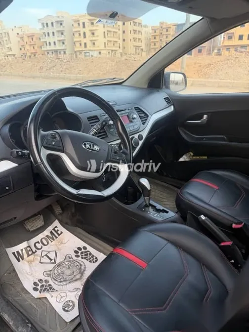 كيا بيكانتو 2015 أسود مستعملة للبيع - 6