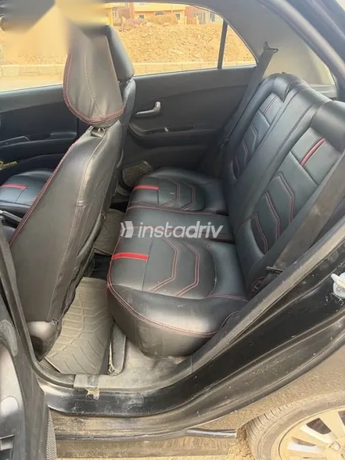 كيا بيكانتو 2015 أسود مستعملة للبيع - 7