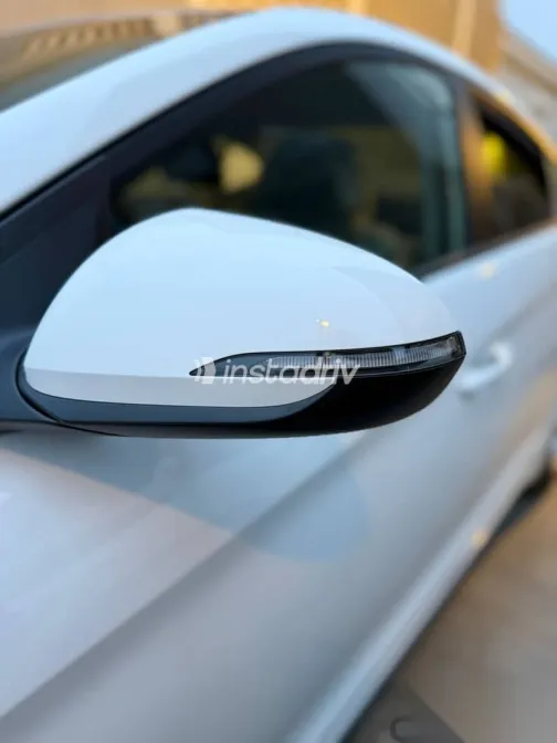 هيونداي إلنترا 2026 أبيض جديدة للبيع - 5