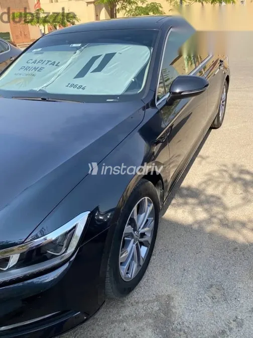 فولكس فاغن باسات 2019 أسود مستعملة للبيع - 2