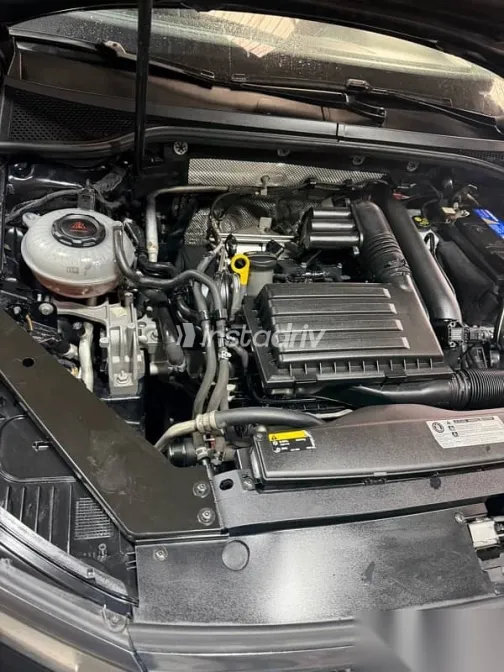 فولكس فاغن باسات 2019 أسود مستعملة للبيع - 5