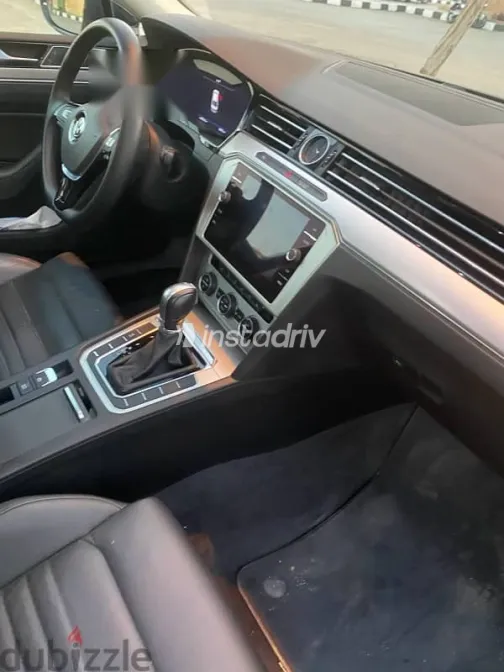 فولكس فاغن باسات 2019 أسود مستعملة للبيع - 7