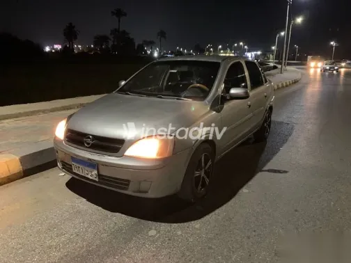 اوبل كورسا 2003 فضي مستعملة للبيع - 1