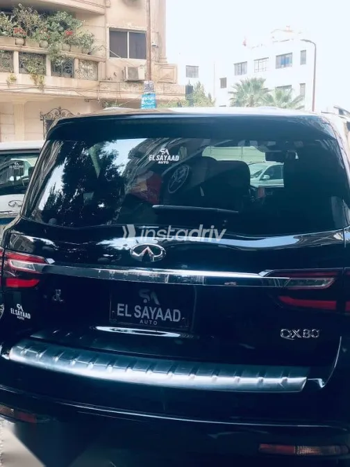 انفينيتي QX80 2018 أسود مستعملة للبيع - 2