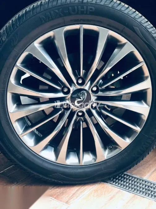 انفينيتي QX80 2018 أسود مستعملة للبيع - 7