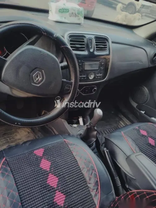 Renault Logan 2014 Burgundy Used for Sale - 4