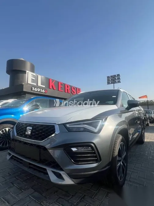 سيات اتيكا 2026 رمادي جديدة للبيع - 2