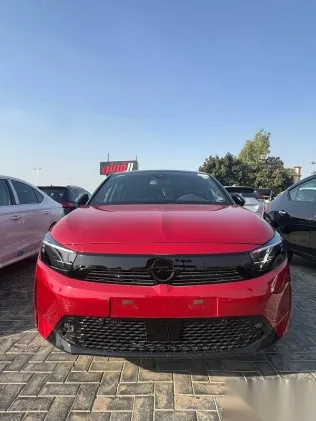 اوبل كورسا 2025 أحمر جديدة للبيع