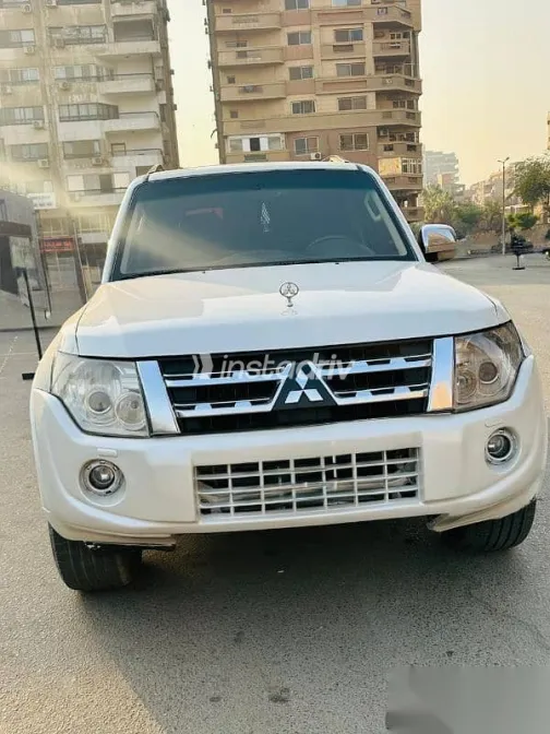 Mitsubishi Pajero 2014 White Used for Sale - 10
