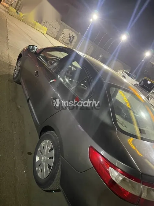 رينو فلوانس 2015 رمادي مستعملة للبيع - 9