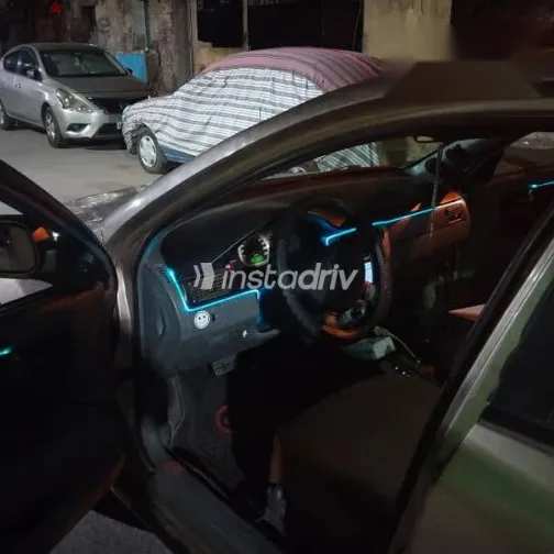 شيفروليه أوبترا 2006 ذهبي مستعملة للبيع - 3