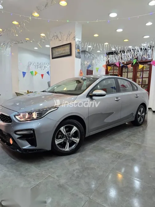 Kia Cerato 2021 Gray Used for Sale - 2