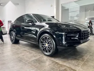 Porsche Cayenne 2025 Black Used for Sale