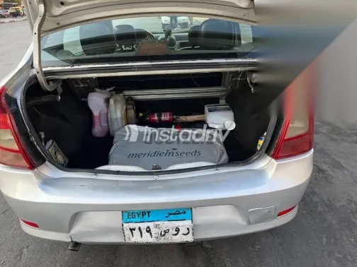 رينو لوجان 2013 فضي مستعملة للبيع - 8