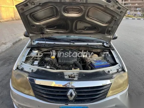 رينو لوجان 2013 فضي مستعملة للبيع - 9