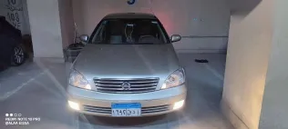 Nissan Sunny 2015 Gold Used for Sale