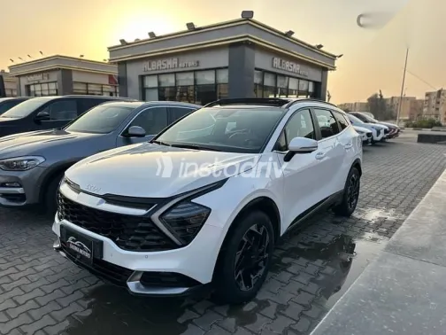 كيا سبورتاج 2022 أبيض مستعملة للبيع - 1