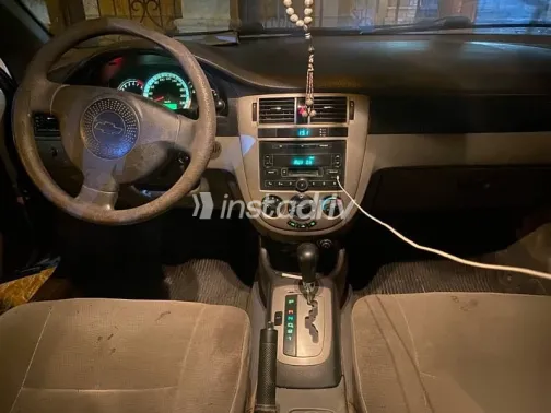 شيفروليه أوبترا 2008 رمادي مستعملة للبيع - 2