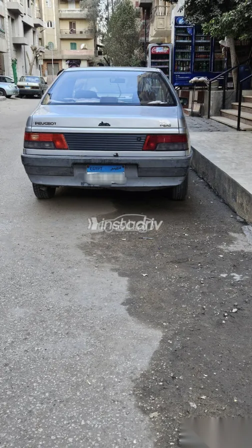 بيجو 405 2007 فضي مستعملة للبيع - 4