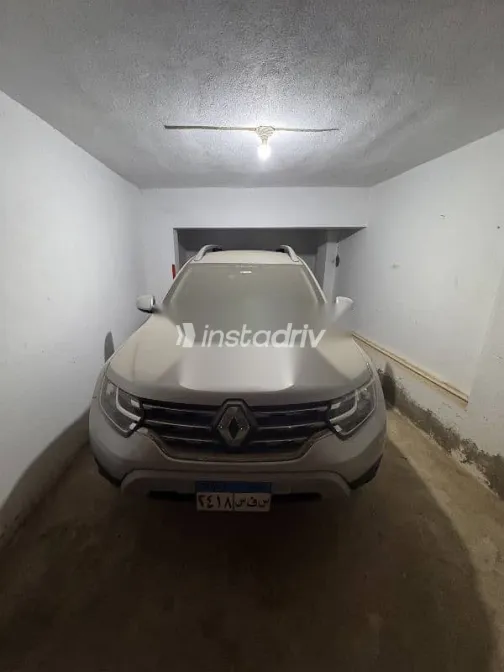 Renault Duster 2021 Silver Used for Sale - 8