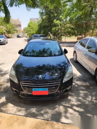 بيجو 508 2012 أسود مستعملة للبيع