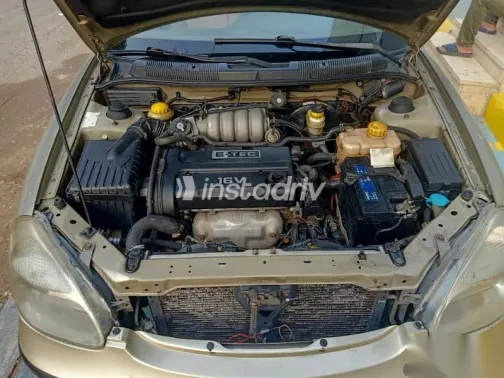 Daewoo Nubira 1999 Gold Used for Sale - 1