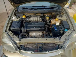 دايو نوبيرا 1999 ذهبي مستعملة للبيع