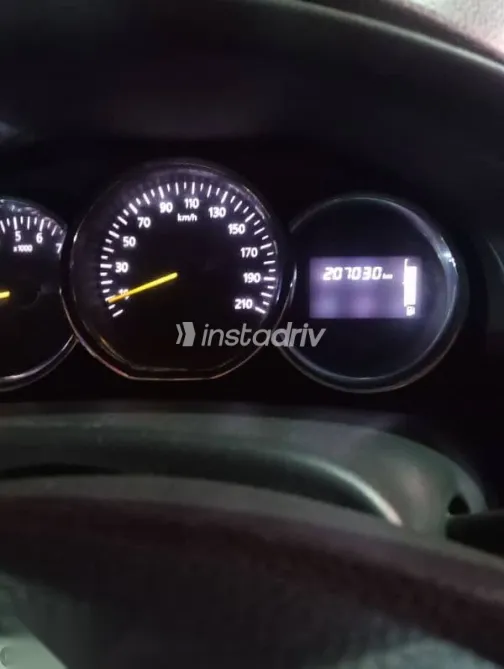 رينو لوجان 2016 أزرق غامق مستعملة للبيع - 1