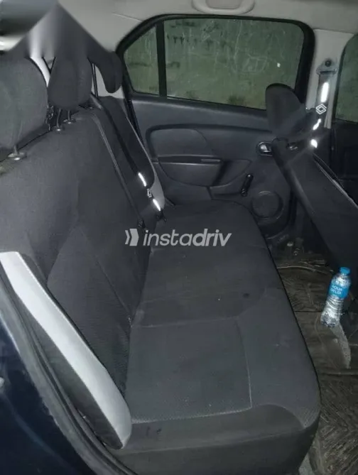 رينو لوجان 2016 أزرق غامق مستعملة للبيع - 4