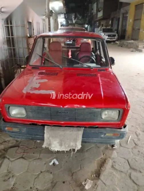 فيات 128 1977 أحمر مستعملة للبيع - 1