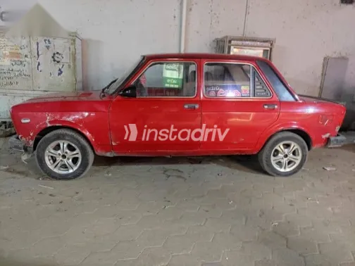 فيات 128 1977 أحمر مستعملة للبيع - 4