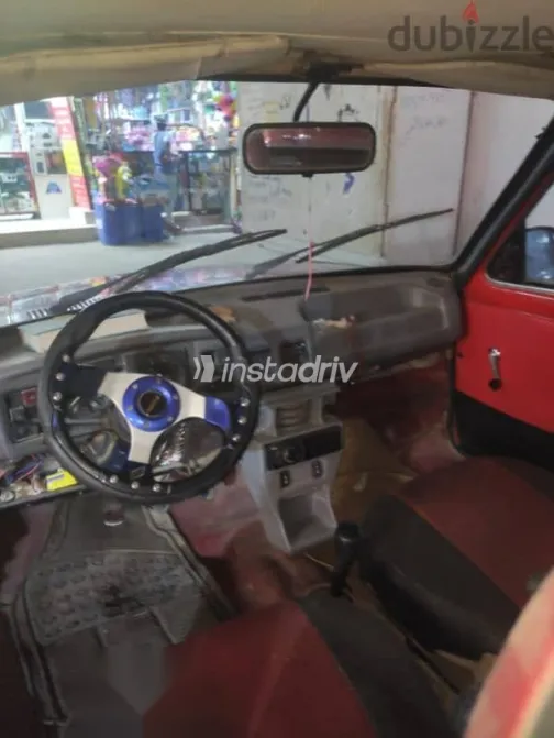 فيات 128 1977 أحمر مستعملة للبيع - 5