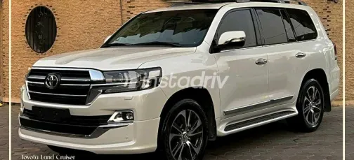 تويوتا لاند كروزر 2020 أبيض مستعملة للبيع - 7