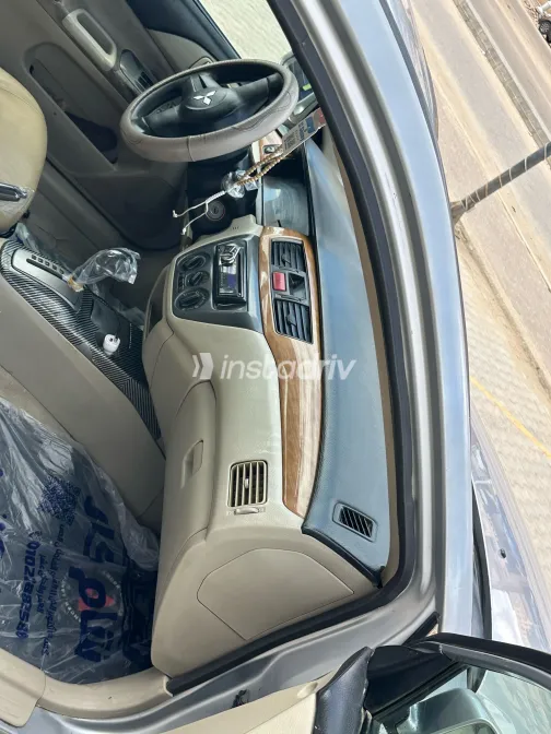 ميتسوبيشي لانسر 2007 أبيض مستعملة للبيع - 1