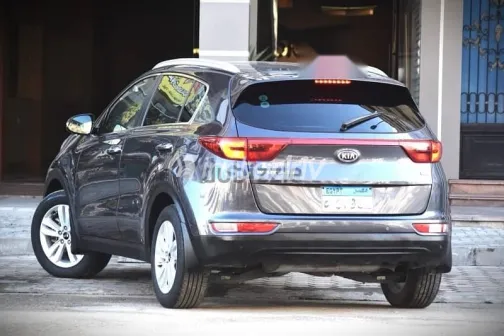 Kia Sportage 2018 Gray Used for Sale - 5