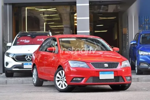 سيات توليدو 2016 أحمر مستعملة للبيع - 1