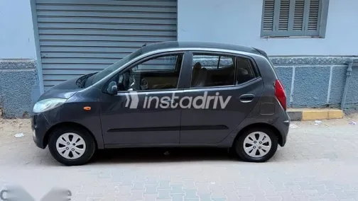 هيونداي I10 2012 رمادي مستعملة للبيع - 3